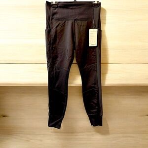 Athleta Black Excursion Hybrid Tight NWT Size Medium